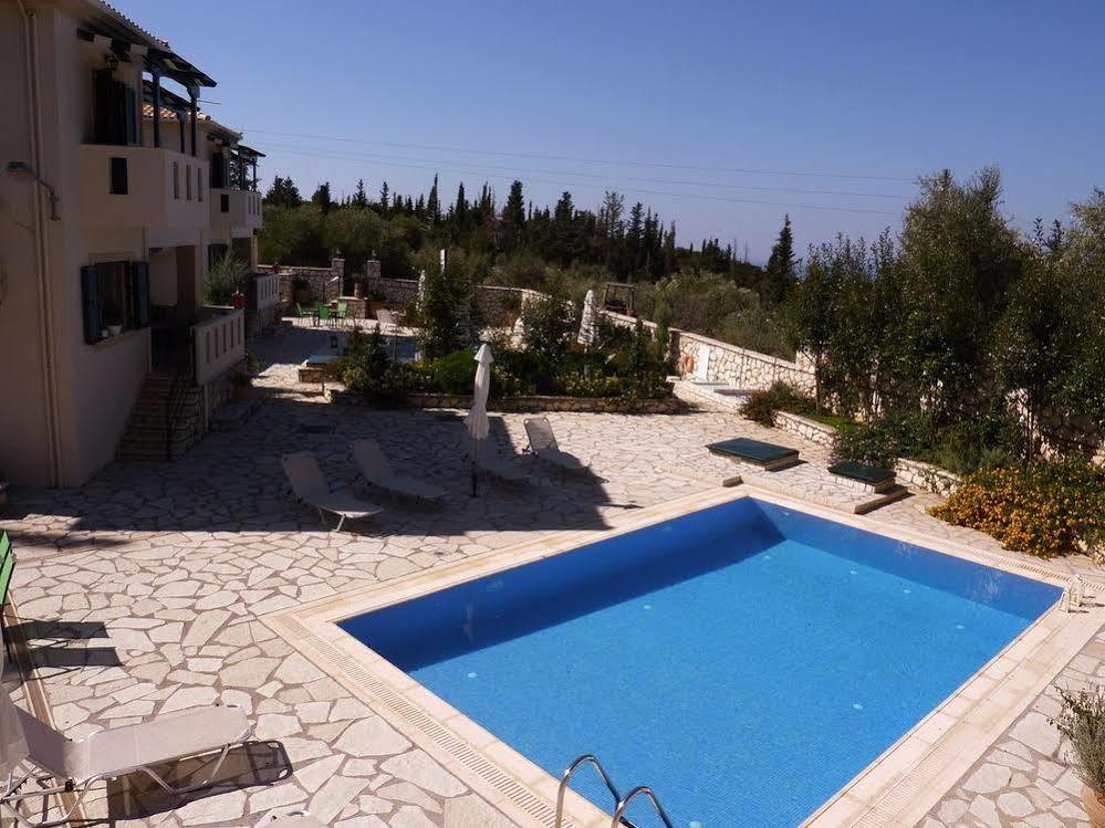 Ionian Villas Áyios Nikítas エクステリア 写真